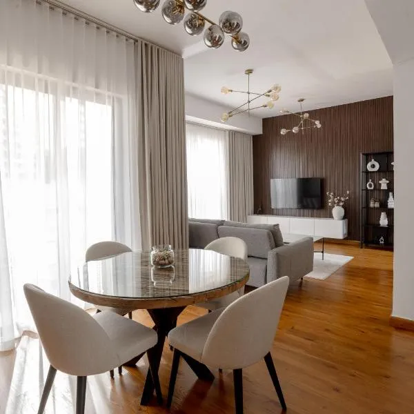 Beautiful 1 bedroom by the JBR beach! Bahar, hotel in Dubai