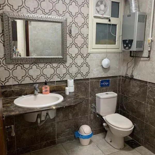 A Cozy Apartment Near Cairo Airport, ξενοδοχείο στο Κάιρο