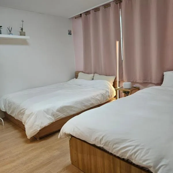 Hongdae ssuny house, hotel in Seoul