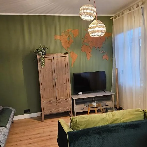 Viesnīca Cozy Cēsu 13 Apartment2, free parking,self check in Rīgā