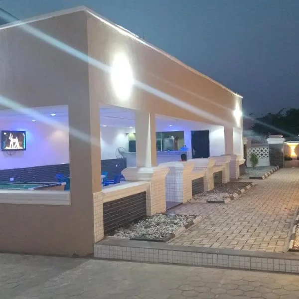 Prominent Hotel and Suites, hotell sihtkohas Abeokuta