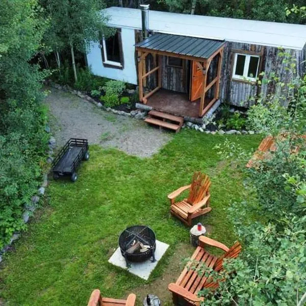 La Cabane aux Chevaux, hotel in Saint-Onésime