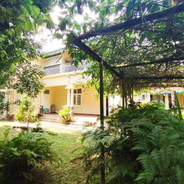 Lamp Colonial Bungalow Airport, hotel v destinaci Katunayaka