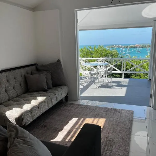 The Harvest of Love 1, готель у місті Lance aux Épines