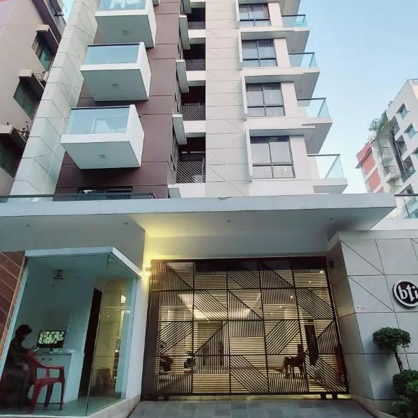 Luxurious apartment at Dhaka, hotel in Dhaka