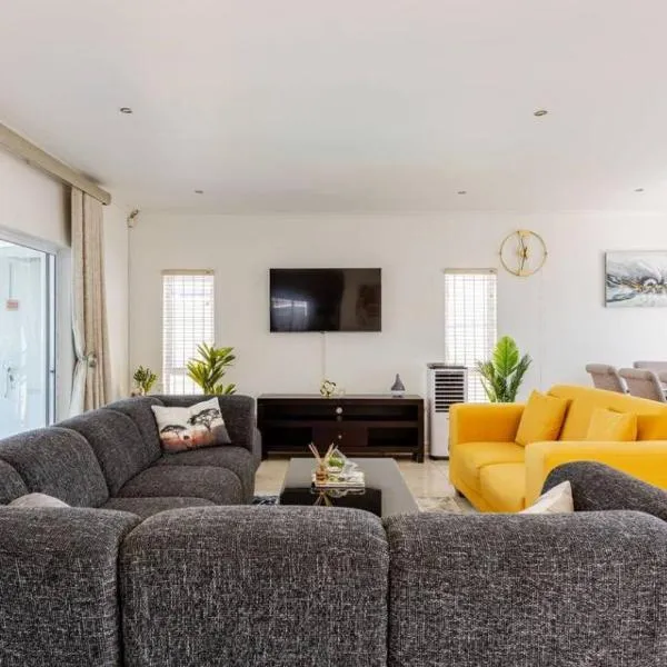 JDBA Homes of Luxury, hotell Kaplinnas