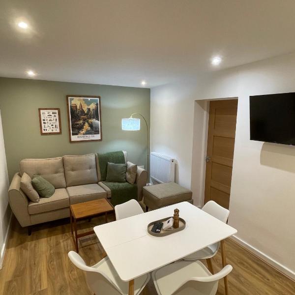 Flat 2B, 297 Gillott Road, B16 0RT, Birmingham