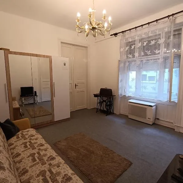 Rom Apartman, hotel v Budapešti