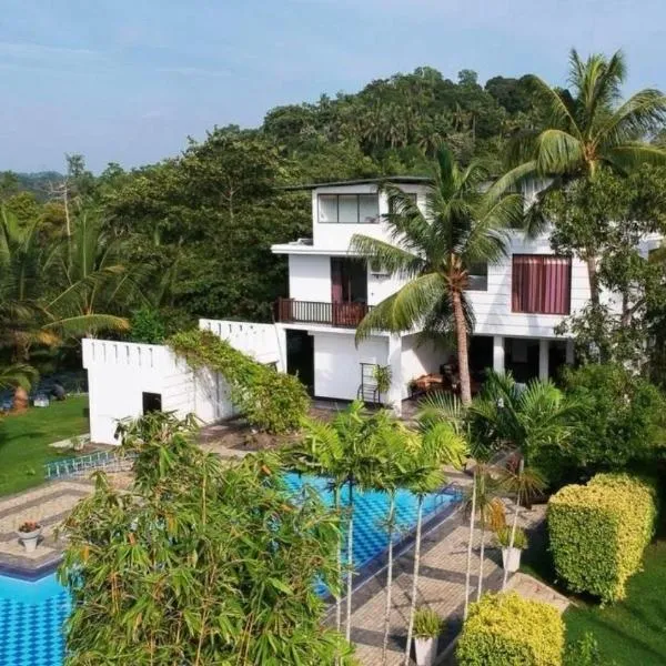 Shades Hotel & Villa, Hotel in Matara