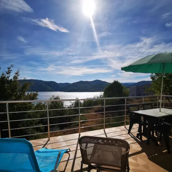 Lakeview Estate Chalet, Hotel in Staro Myasto