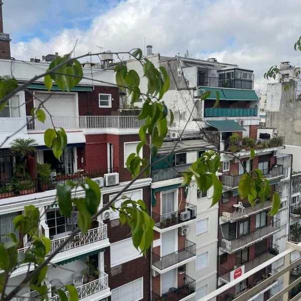 Arenales 2111 Recoleta, hotel u Buenos Ajresu