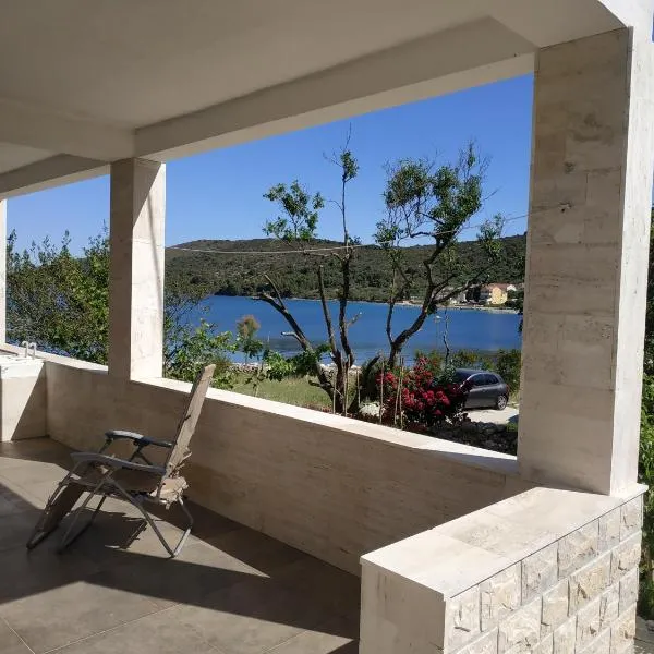 Holiday House Soline, hotel v mestu Veli Rat