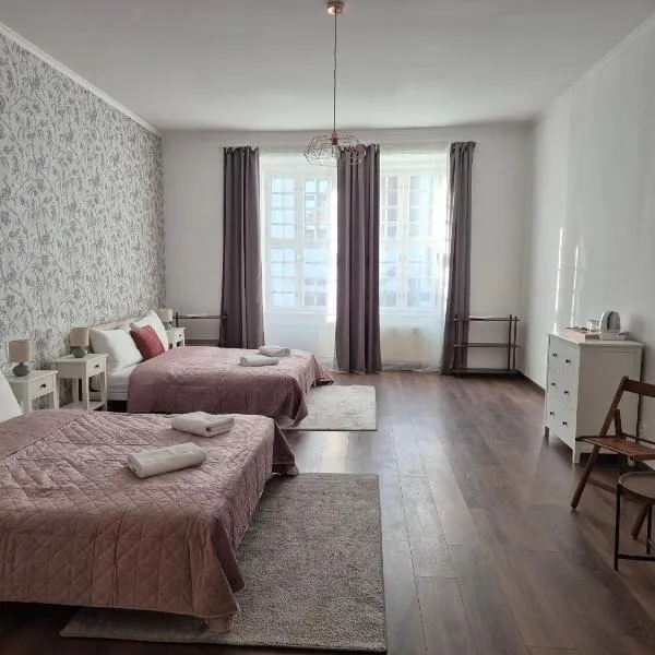 WE STAY APARTMENTS, ξενοδοχείο στην Μπρατισλάβα