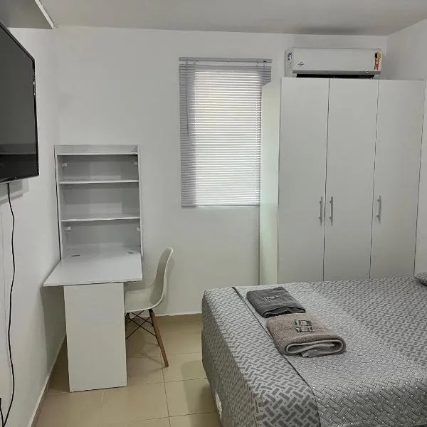 Flat 204 beira mar, hotel in Cabedelo