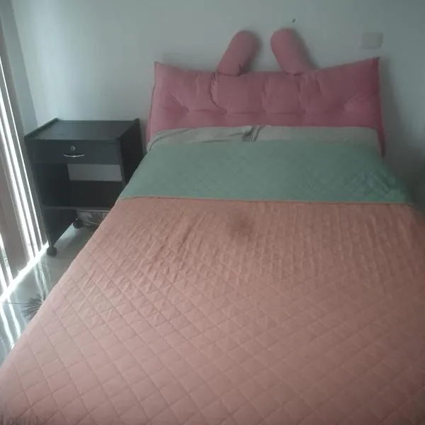 Microdepartamento amoblado, hotel em Lima