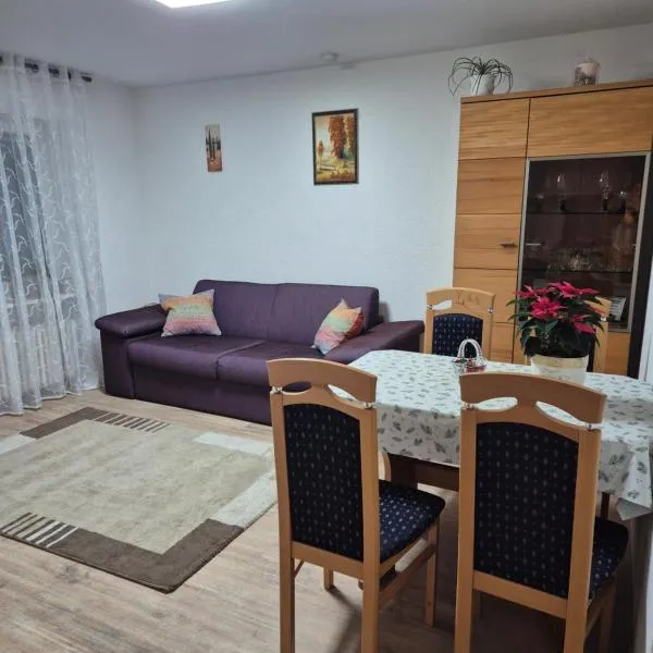 Olgas Ferienwohnung Saarburg Bahnhofstraße 13 G, hotel in Saarburg