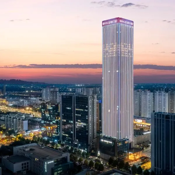 Crowne Plaza Taizhou City Center by IHG, ξενοδοχείο σε Taizhou