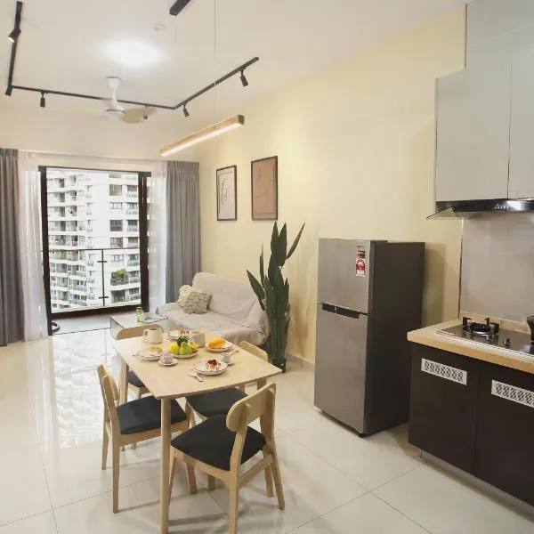 Cozy Beach Escape: 2BR Muji Gem, hotell sihtkohas Johor Bahru