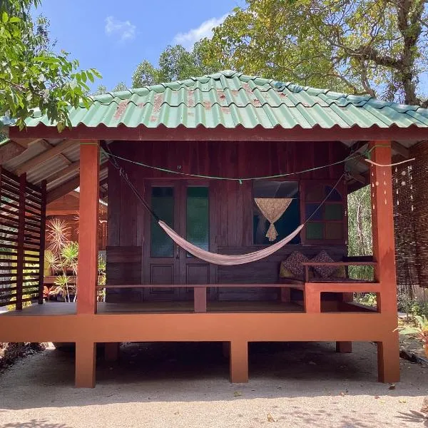 Sawasdee Resort, hotel v destinaci Ko Chang Ranong