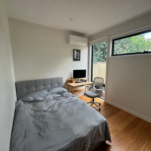 Quiet and Cozy corner，位于布雷布鲁克的酒店