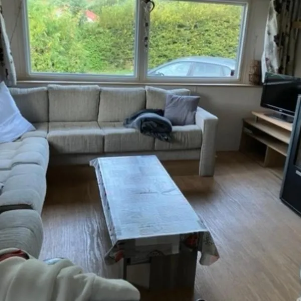 Ana et guigui、モルビエのホテル