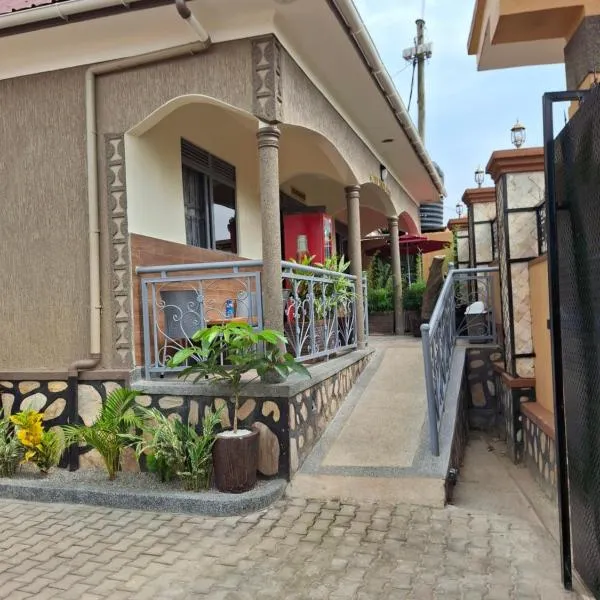 Greena Royal Suites, hotel en Mityana