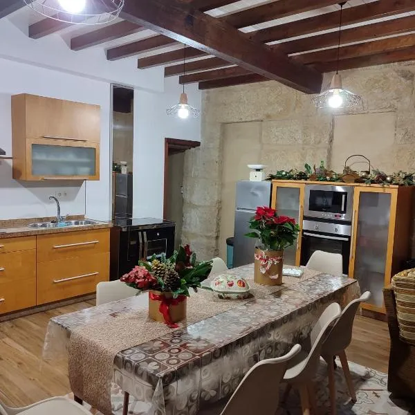 O fogar da Bernardita, hotel in Redondela