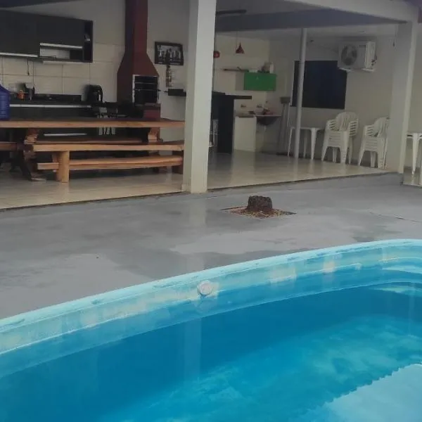 Casa Piscina, hotel in Ji-Paraná