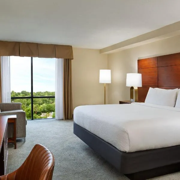 Holiday Inn National Airport/Crystal City by IHG, hotel en Arlington
