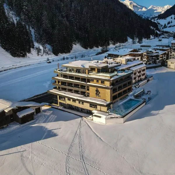 Hotel Tirolerhof 4 Sterne Superior, hotel en Tux