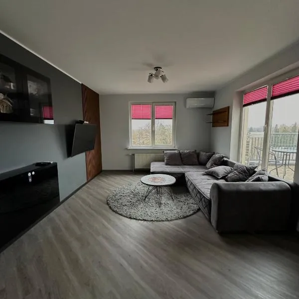 Penthouse in a heart of Adazi, hotel en Ādaži
