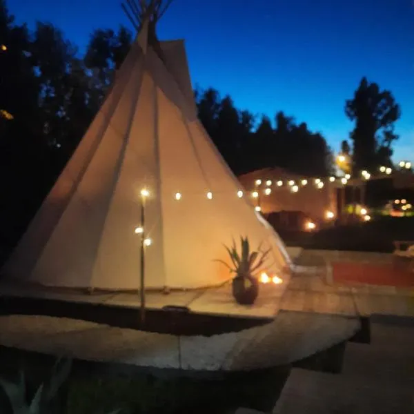 Tipi Marie met hotutub in de tuin, hotell sihtkohas Kaprijke