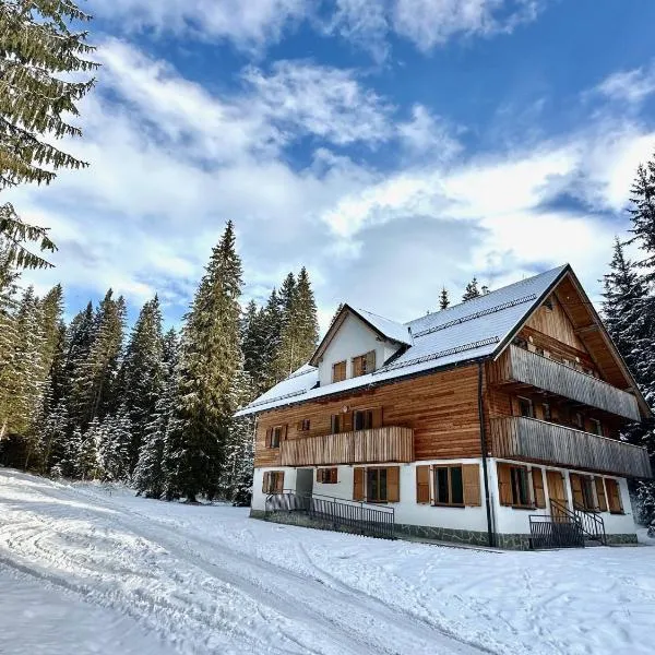 Penzion Golcar, hotel v destinaci Zgornje Gorje