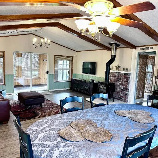 Deer Harbor Cottage & Suites, hotel din Eastsound