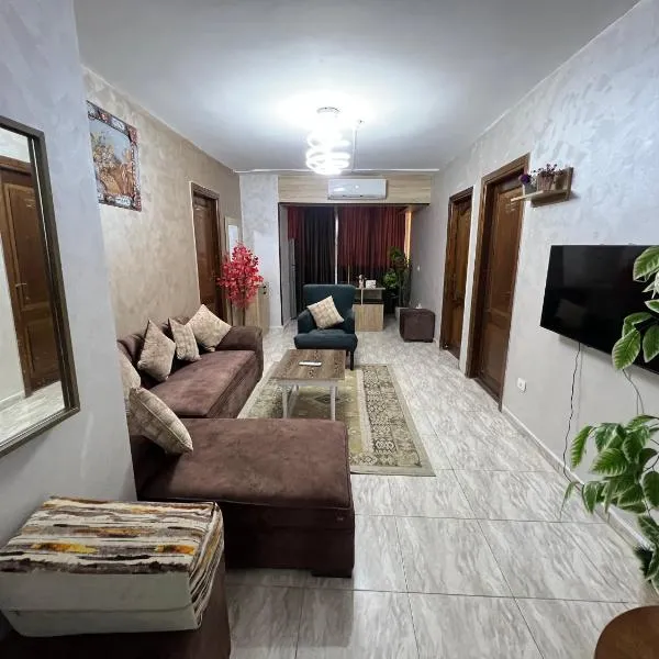 Luxury apartment Downtown Cairo (Central & Unique), hotel v Káhiře