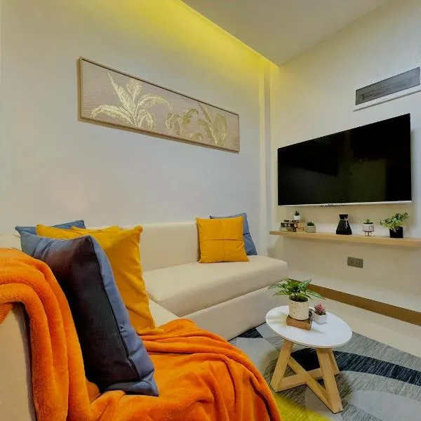 Group-Friendly Stay, Minutes from the Airport, hotel a Lapu Lapu City