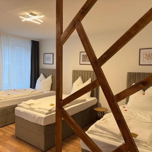 Between IV, Hotel in Lübeck
