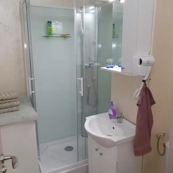 Craiova Dream Studio, hotel en Craiova