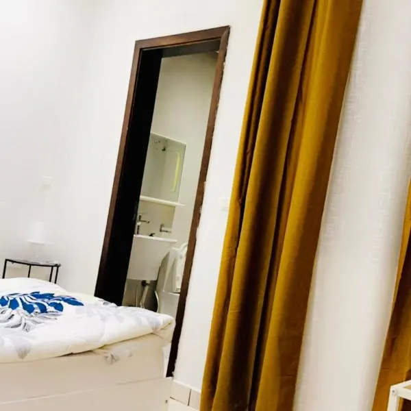 Amina's home, Hotel in Dakar