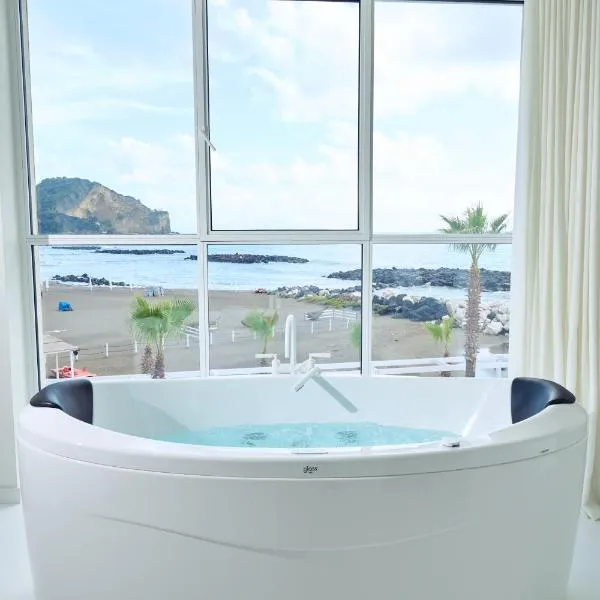 CALEA Boutique Hotel, hotel v destinaci Bacoli