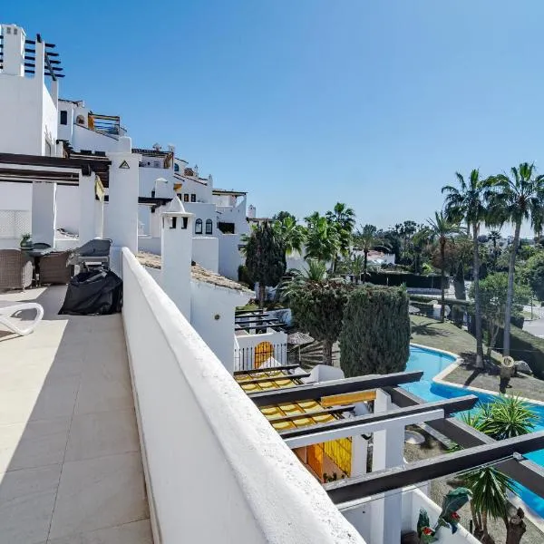 AB4 - vacation home, Marbella by Roomservices, hotel in Marbella
