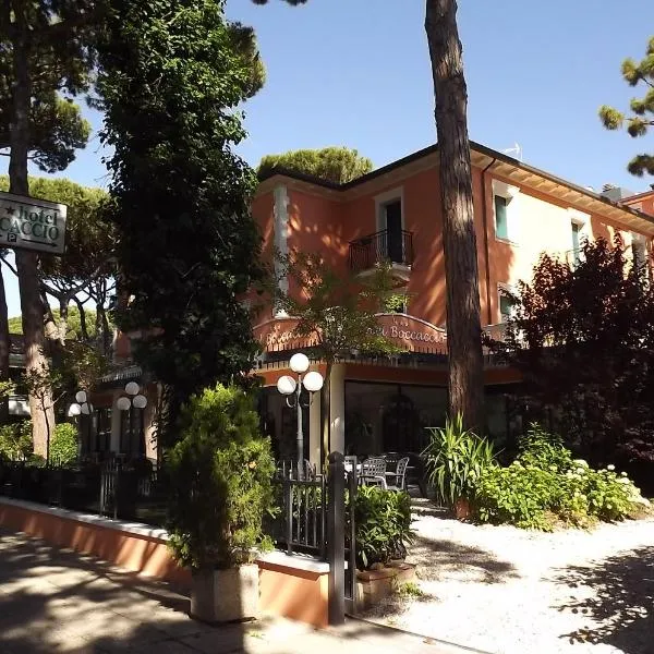 Hotel Boccaccio-free parking-: Milano Marittima'da bir otel