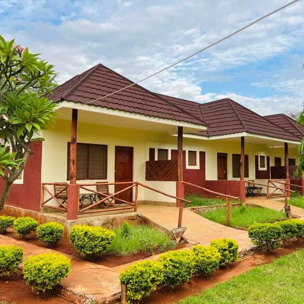 Lake Jipe Eco Lodge，位于Tsavo West National Park的酒店
