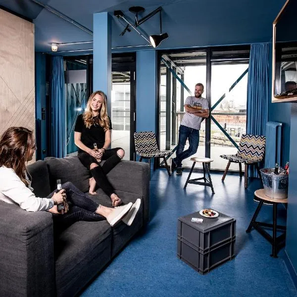 DOCK INN Hostel Warnemünde, hotel en Warnemünde