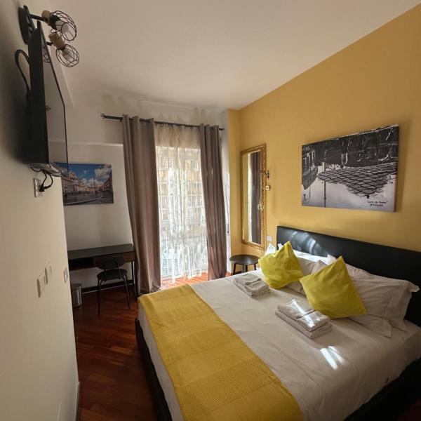 Vatican QG Rooms, Rome