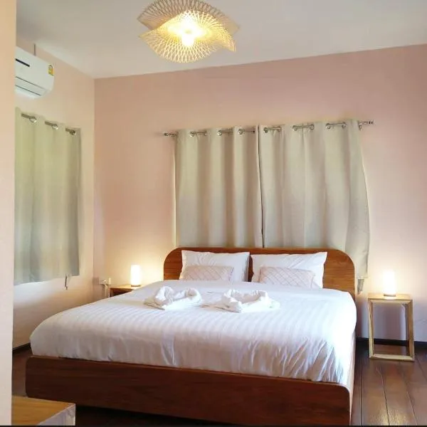 Cozy Cottage Farm stay Suanphueng, hotel em Suan Phung