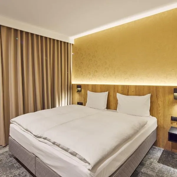 Hotel Na Półboru, hotel u gradu 'Sieradz'