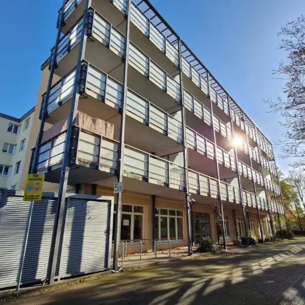 Modernes Apartment mit XL-Balkon, hotel v destinaci Hannover