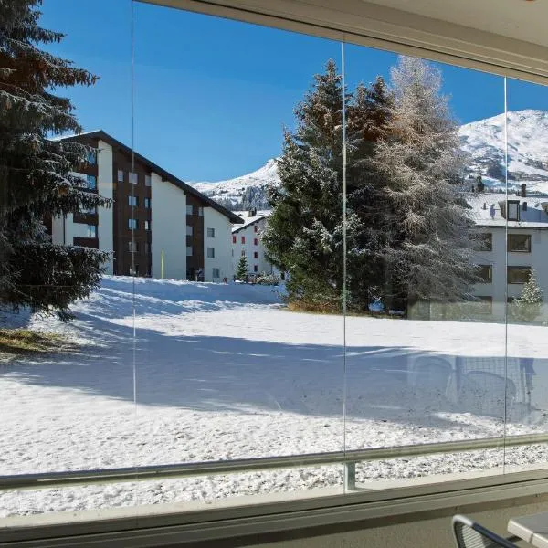 Apartment right next to ski lift, hotel v destinaci Parpan