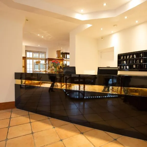 Hotel Heidelberger Hof, hotel v destinaci Heidelberg